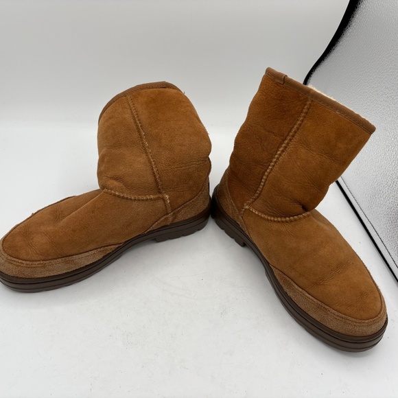 UGG Boots WOMENS Ultra Short Revival Sheepskin Boots Chestnut - Size 7 #5225 - Picture 6 of 15